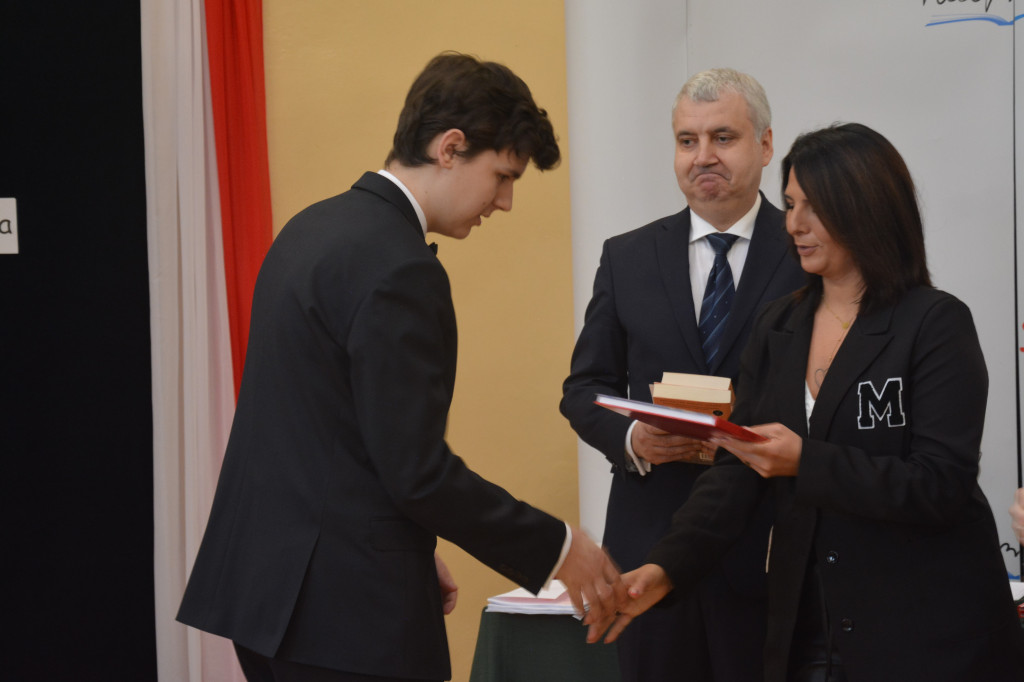 Pożegnanie klas czwartych w 