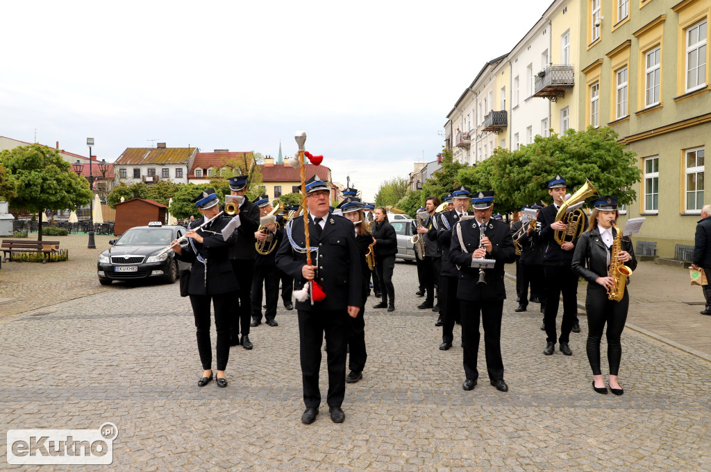 Kutnianie uczcili Dzień Flagi