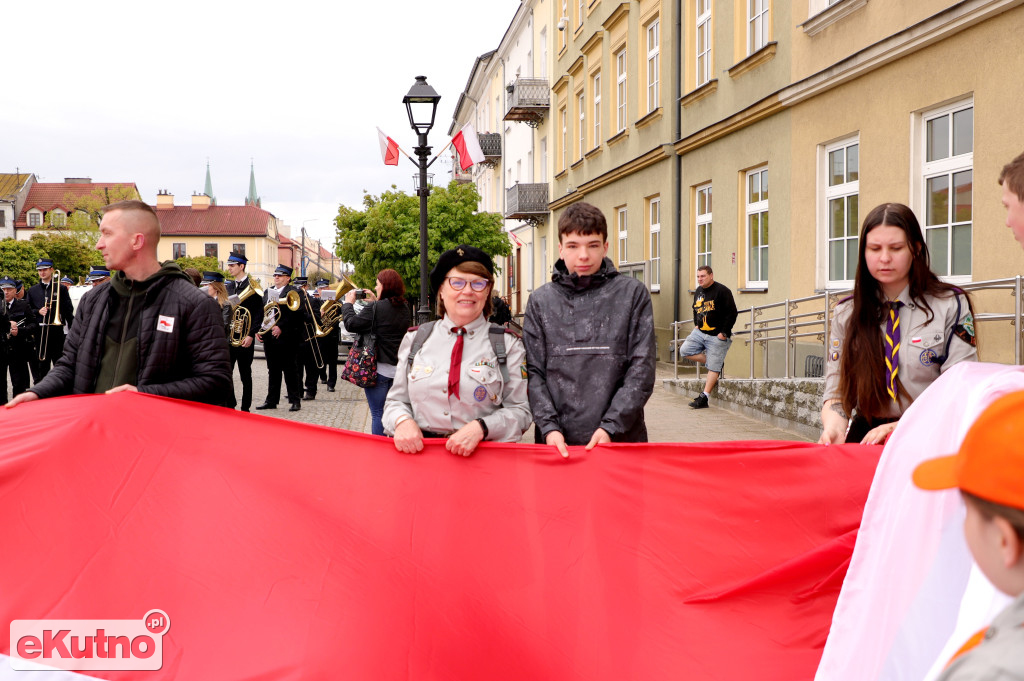 Kutnianie uczcili Dzień Flagi