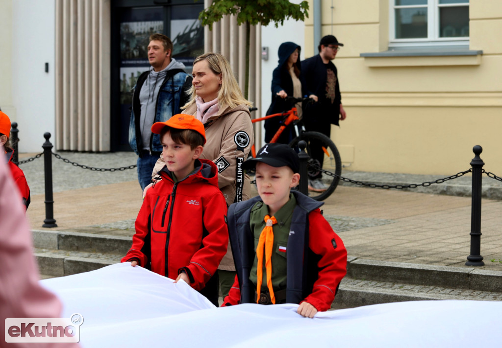 Kutnianie uczcili Dzień Flagi