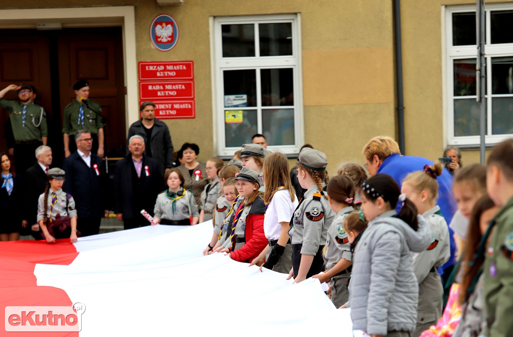 Kutnianie uczcili Dzień Flagi