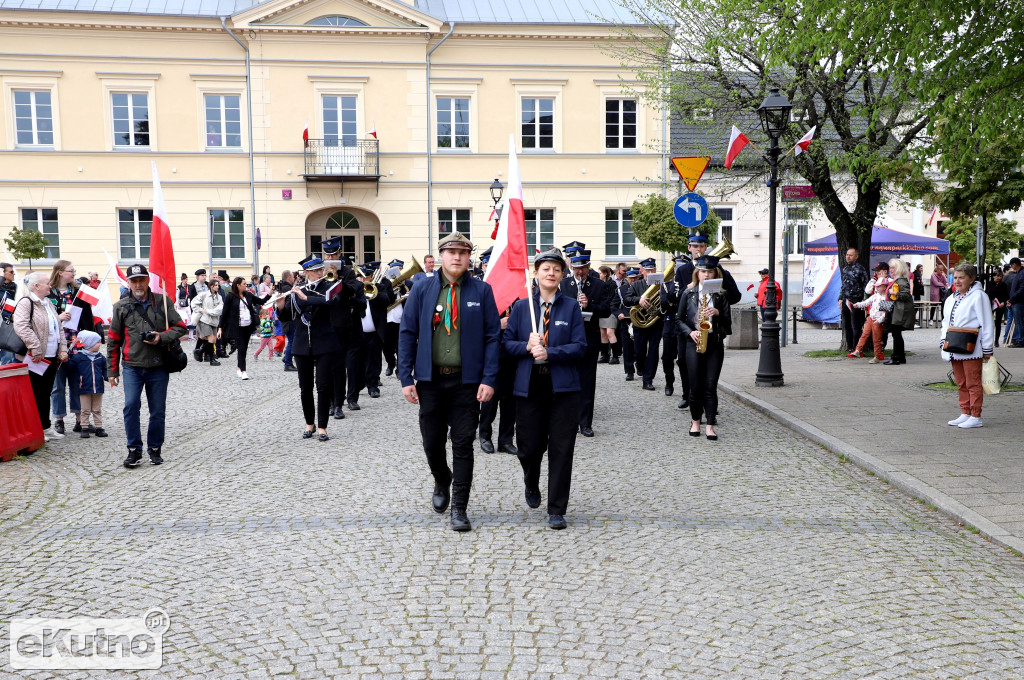 Kutnianie uczcili Dzień Flagi