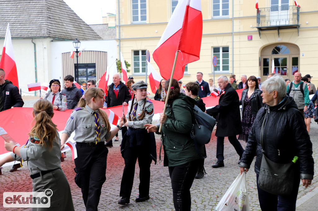 Kutnianie uczcili Dzień Flagi