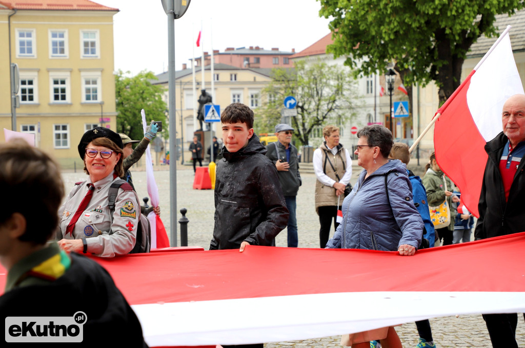 Kutnianie uczcili Dzień Flagi