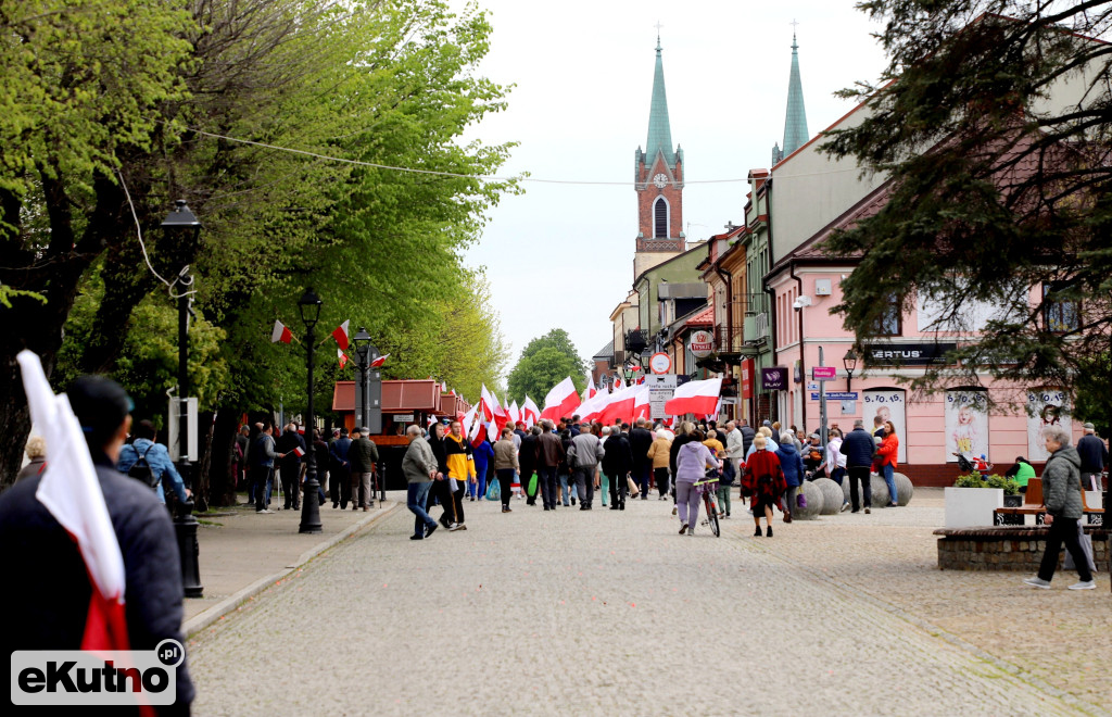 Kutnianie uczcili Dzień Flagi