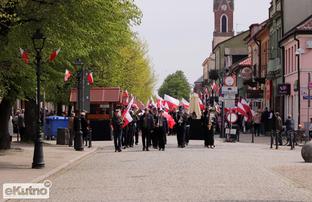 Kutnianie uczcili Dzień Flagi
