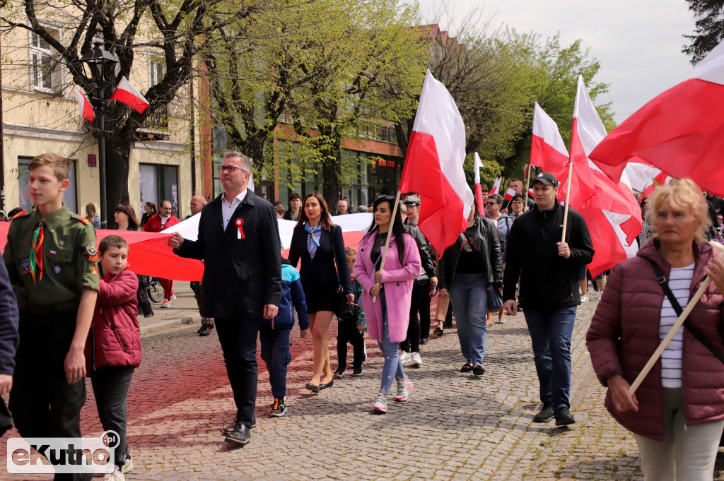 Kutnianie uczcili Dzień Flagi