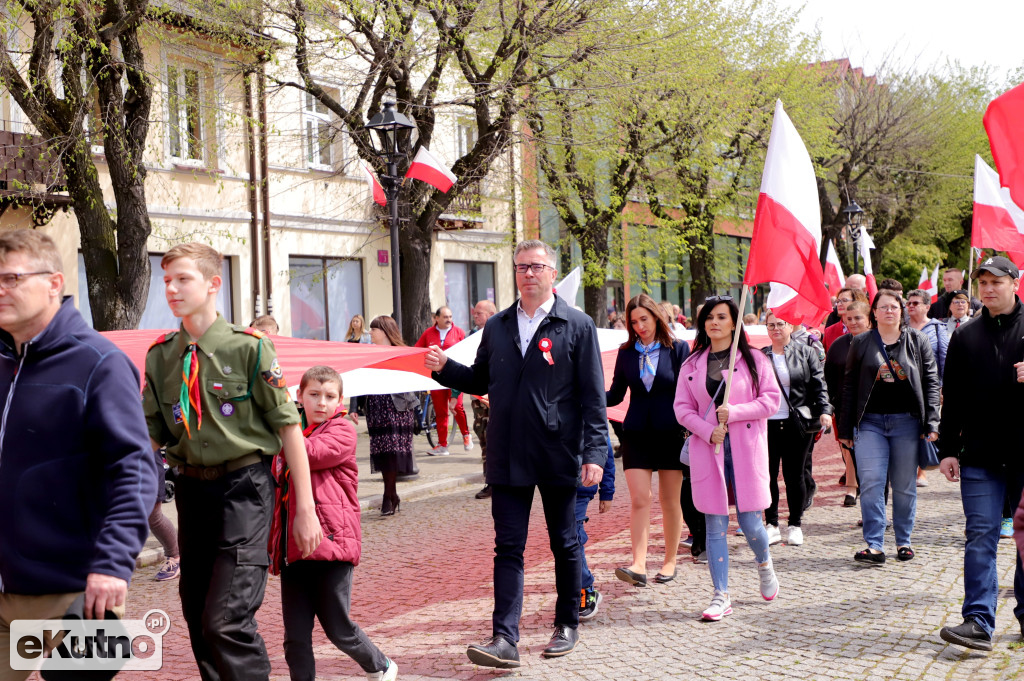 Kutnianie uczcili Dzień Flagi