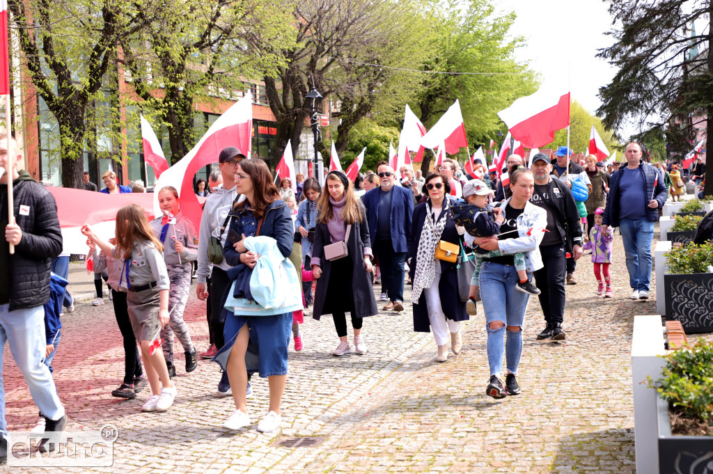 Kutnianie uczcili Dzień Flagi