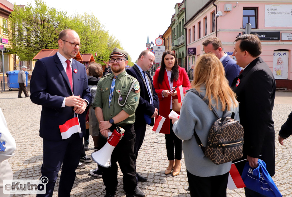 Kutnianie uczcili Dzień Flagi