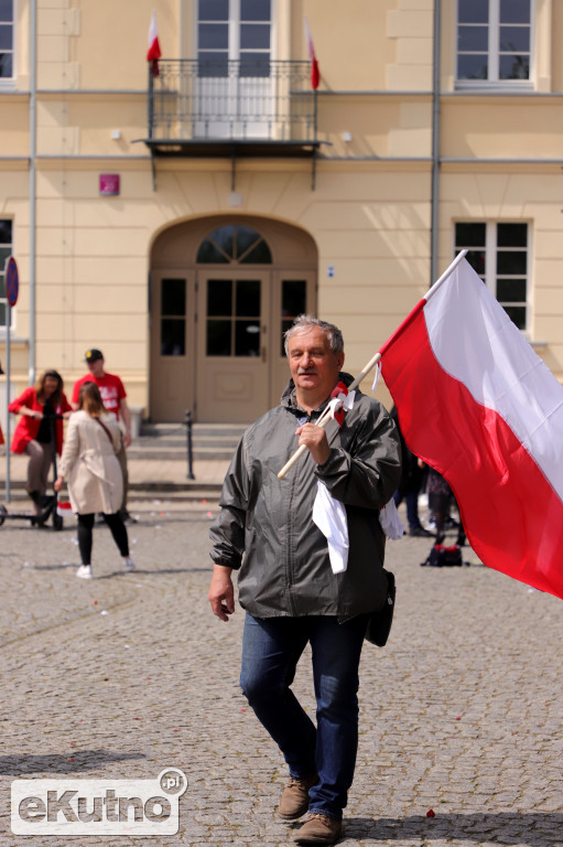 Kutnianie uczcili Dzień Flagi