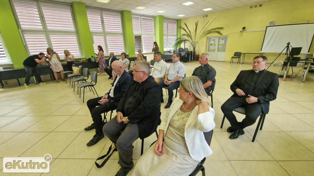 Konferencja o środkach na zabytki