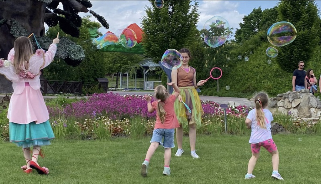 Wróżki w Magicznych Ogrodach