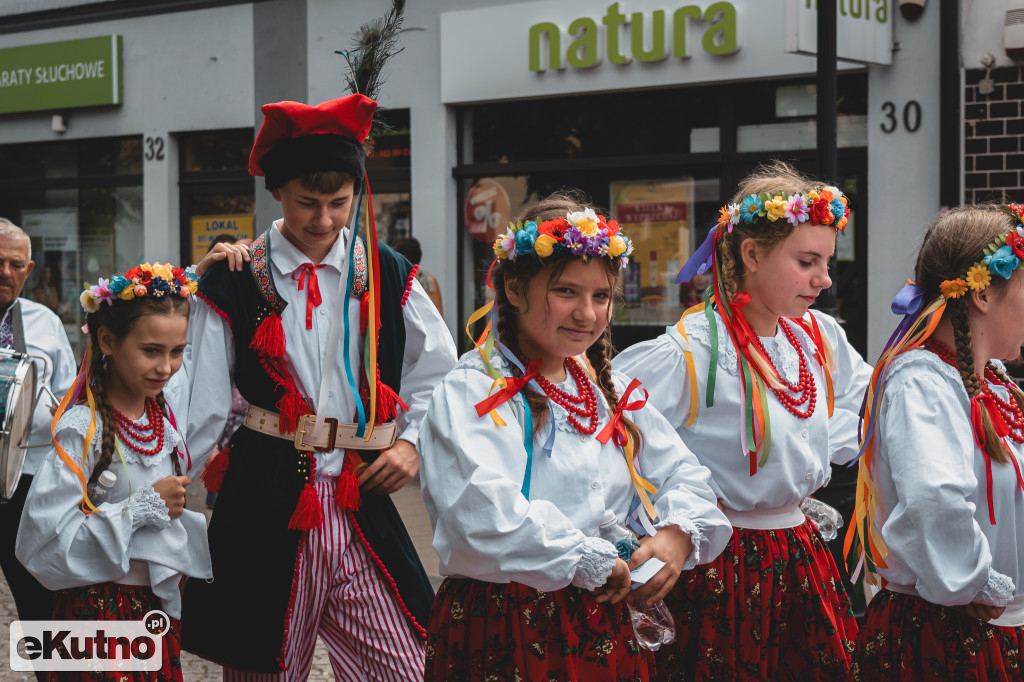 Korowód dożynkowy w Gminie Kutno