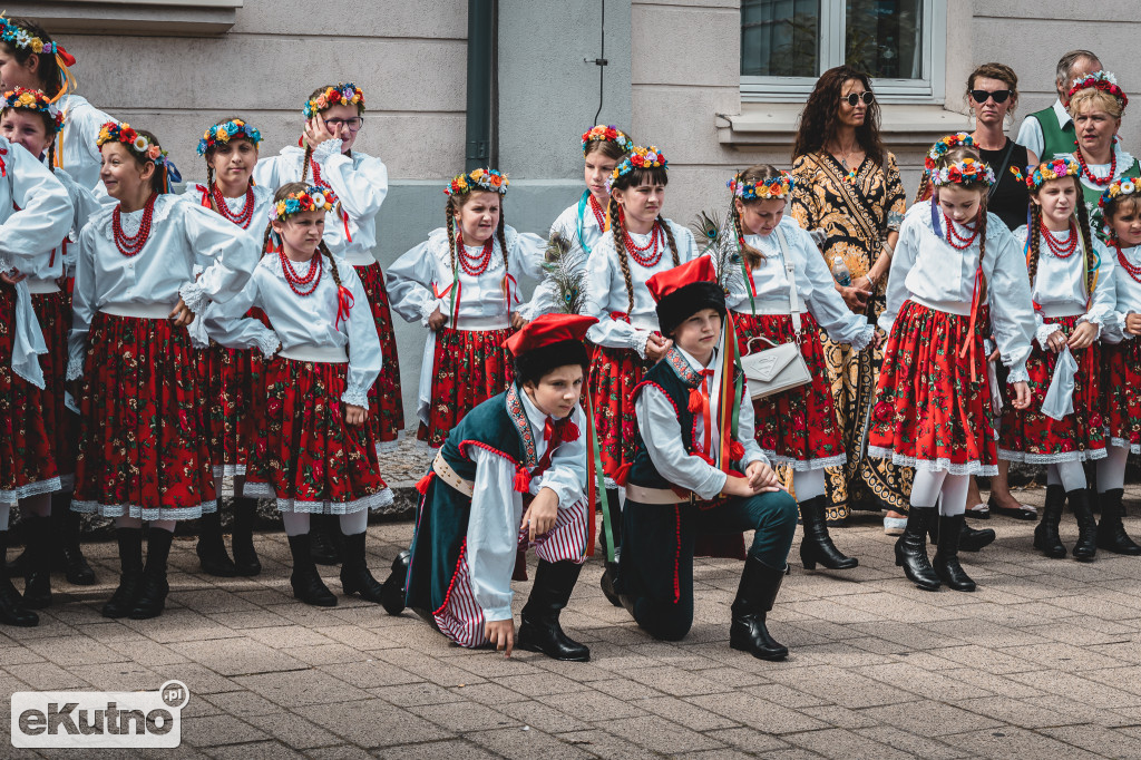 Korowód dożynkowy w Gminie Kutno