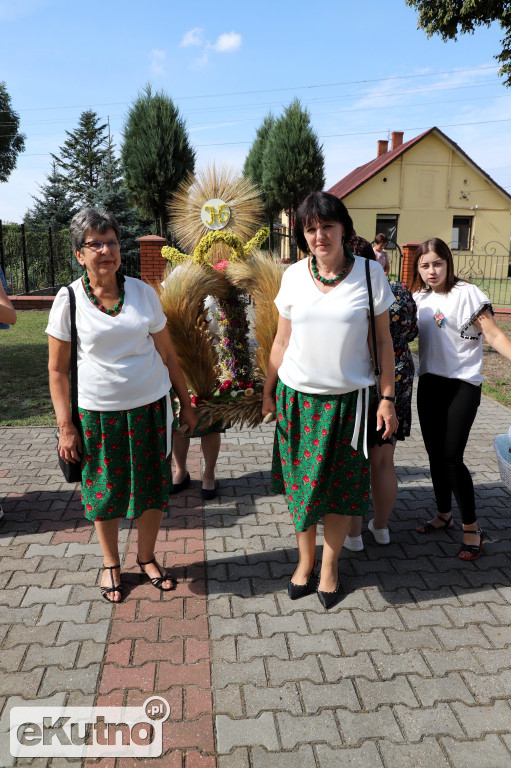 Powiatowo - Gminne Dożynki w Łaniętach cz.1