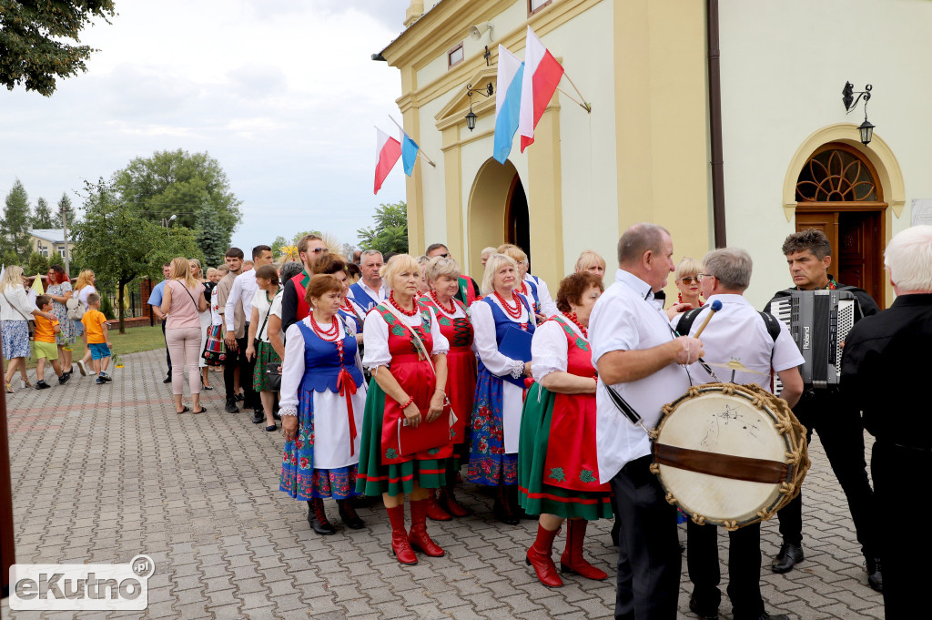Powiatowo - Gminne Dożynki w Łaniętach cz.1