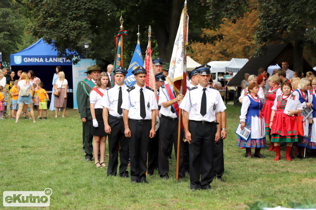Powiatowo - Gminne Dożynki w Łaniętach cz.1
