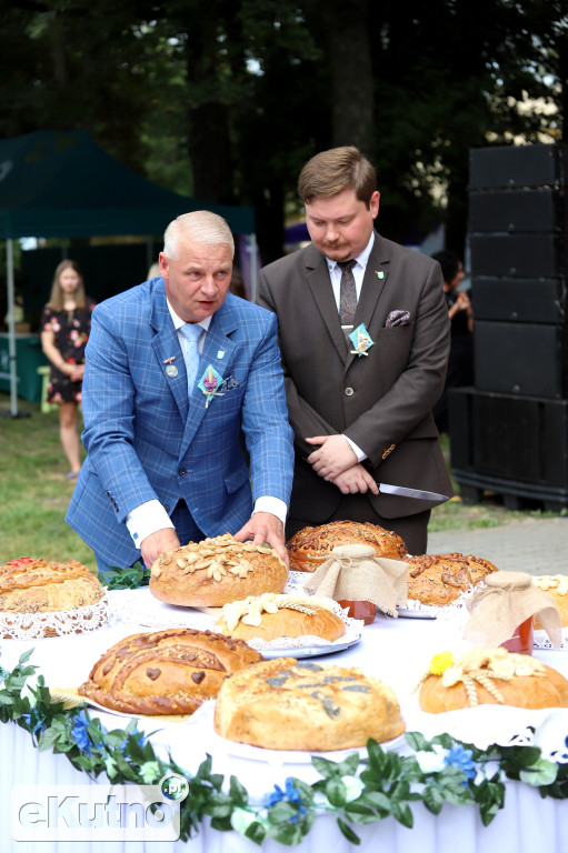 Powiatowo - Gminne Dożynki w Łaniętach cz.1