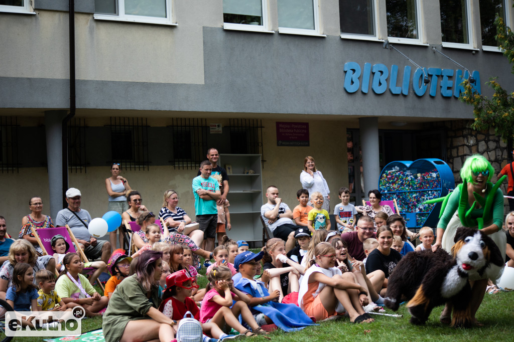 Róża Wiatrów w bibliotece