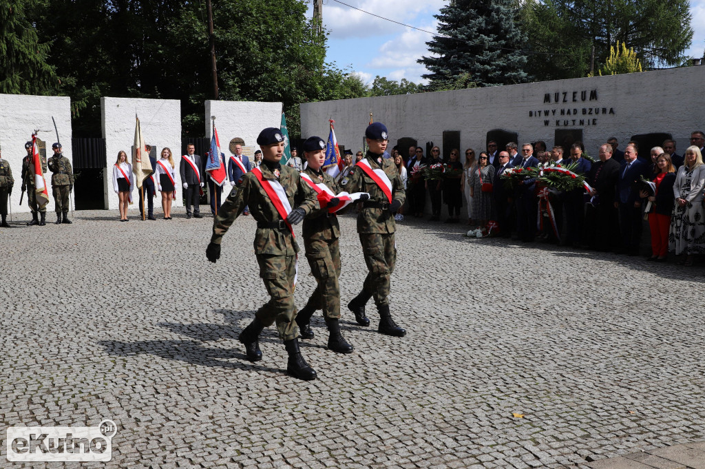 Oddali cześć poległym w II wojnie światowej