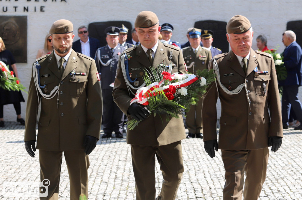 Oddali cześć poległym w II wojnie światowej