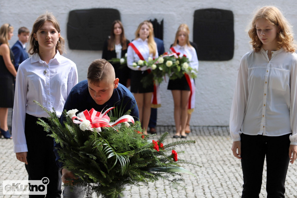 Oddali cześć poległym w II wojnie światowej