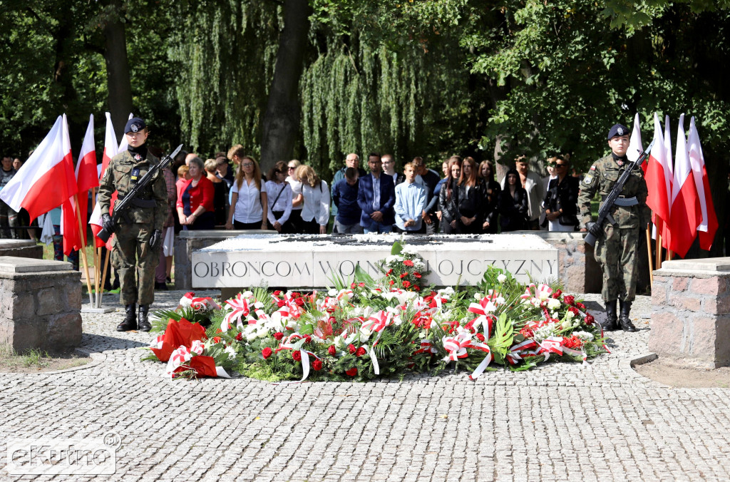 Oddali cześć poległym w II wojnie światowej