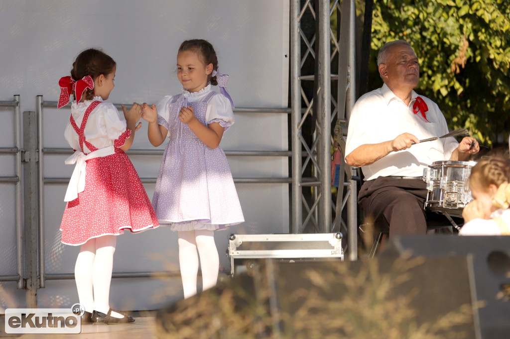I tańczyli, i śpiewali, zabawie nie było końca