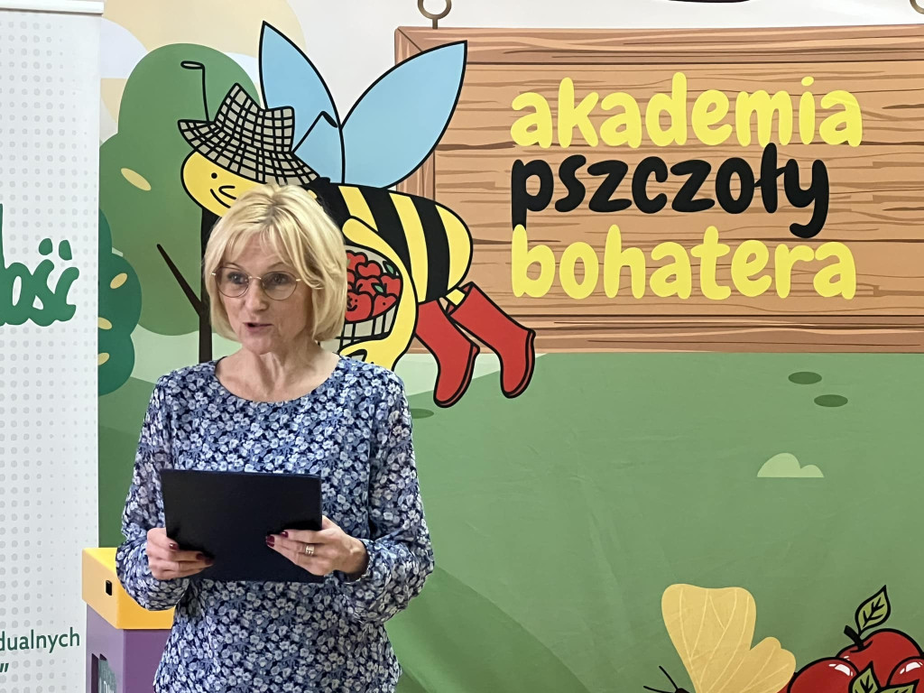 Akademia Pszczoły Bohatera we Wroczynach