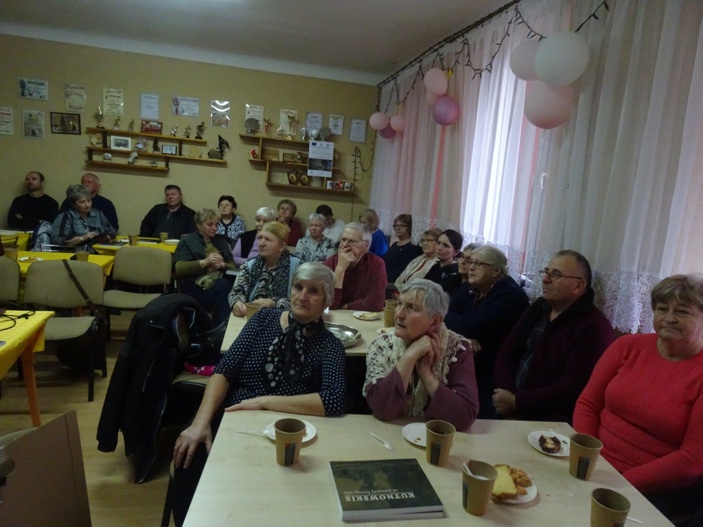 Album wspomnień w Dąbrowicach