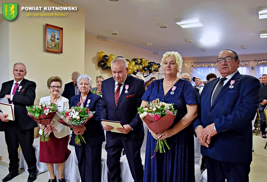 Świętowały pary z Dąbrowic
