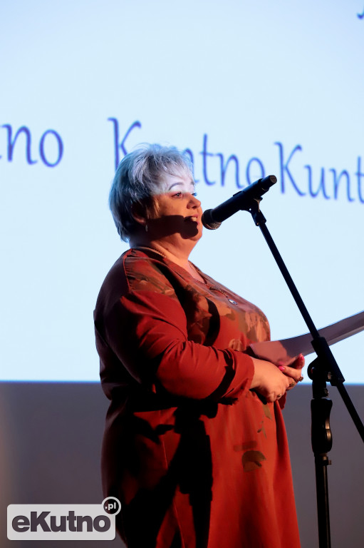 Kutnowskie Zeszyty Regionalne Tom XXVII
