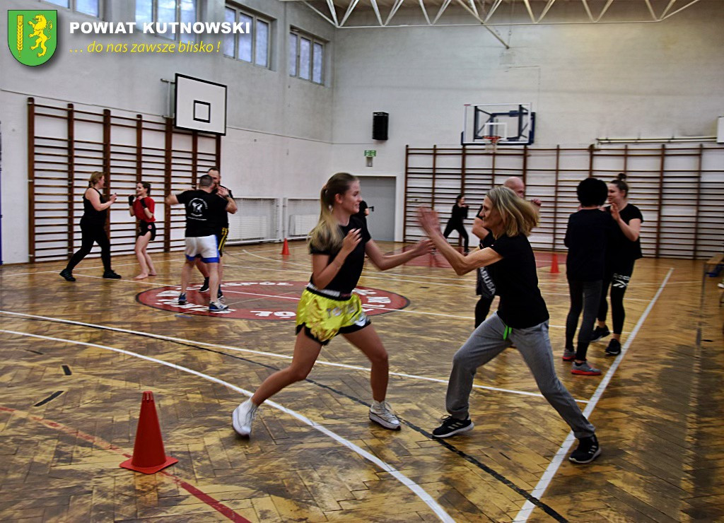 Dzień Kobiet z kickboxingiem