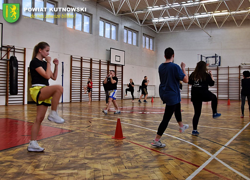 Dzień Kobiet z kickboxingiem