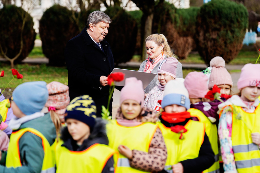 Marszałek w Krośniewicach i Dąbrowicach