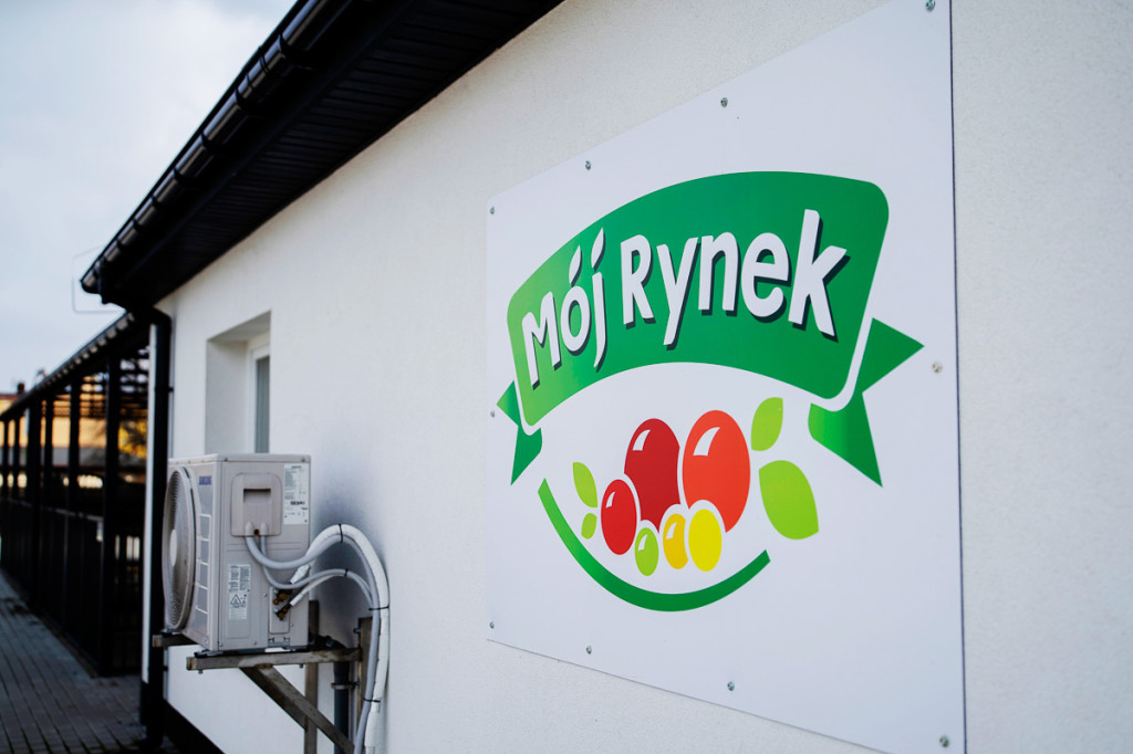Marszałek w Krośniewicach i Dąbrowicach