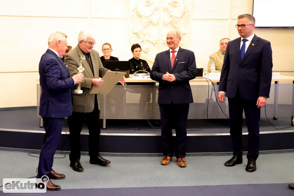 Kto dostał nagrody prezydenta?
