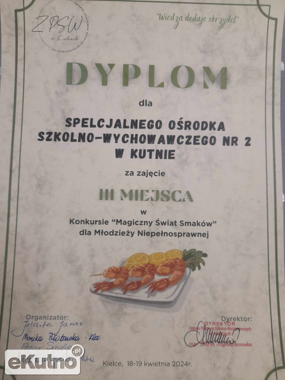 Nagrody dla uczennic SOSW nr2