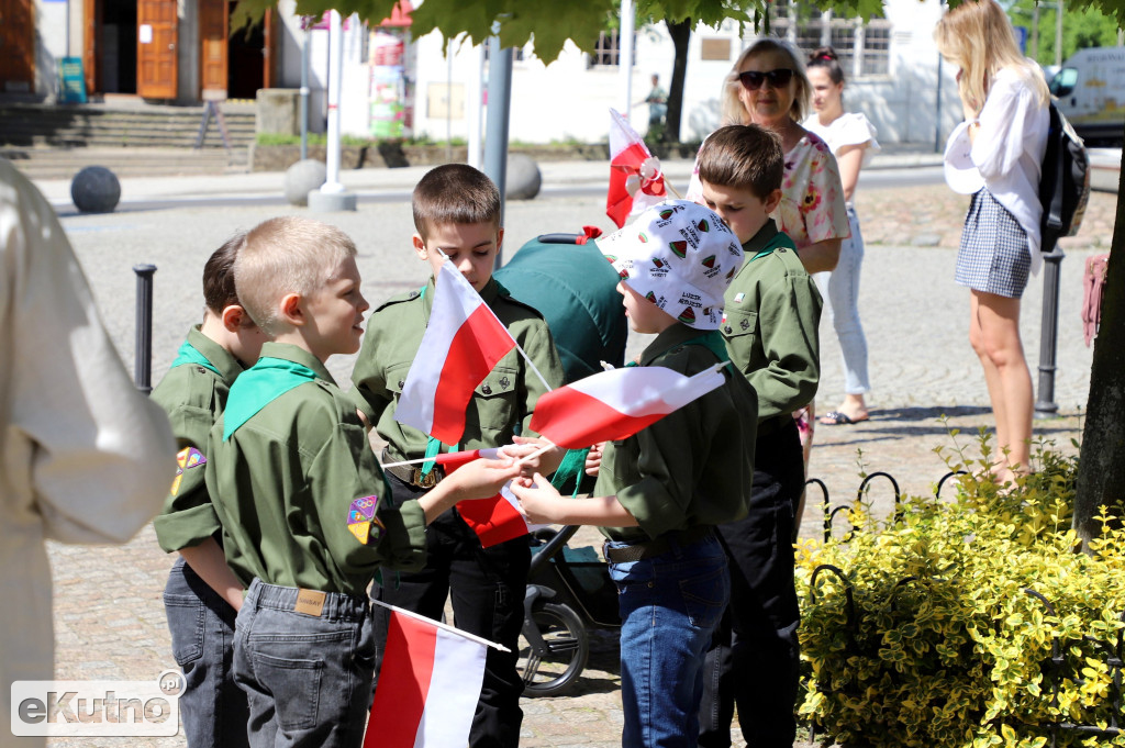 2 maja - Dzień Flagi