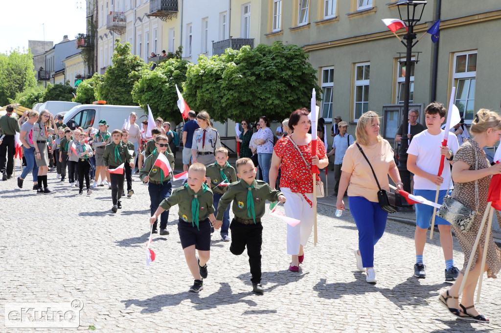 2 maja - Dzień Flagi
