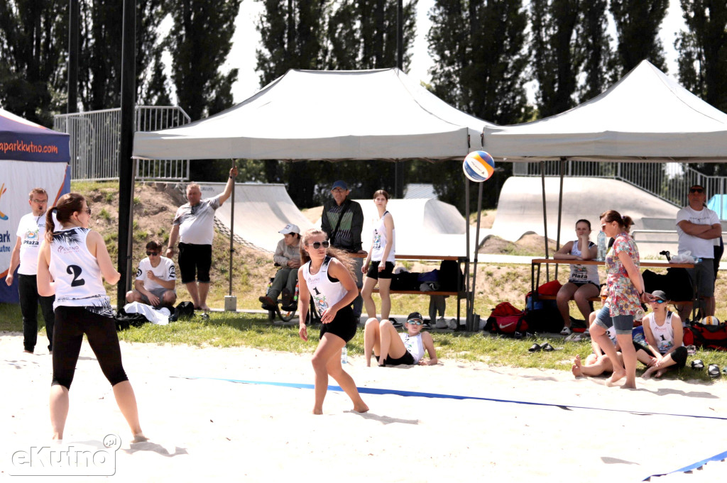 I Turniej Siatkówki Plażowej Cz. 1