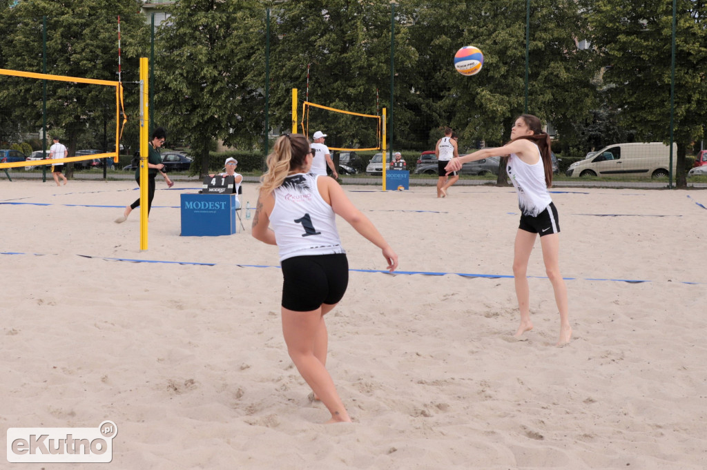 I Turniej Siatkówki Plażowej Cz. 1