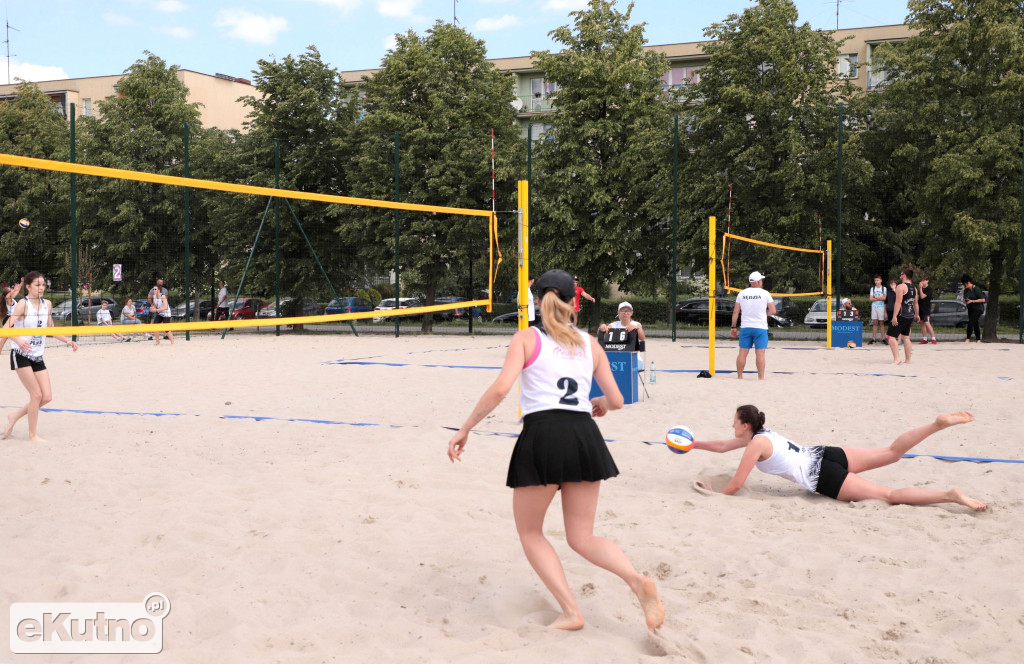 I Turniej Siatkówki Plażowej Cz. 1