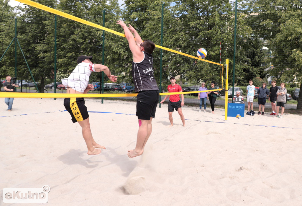 I Turniej Siatkówki Plażowej Cz. 1