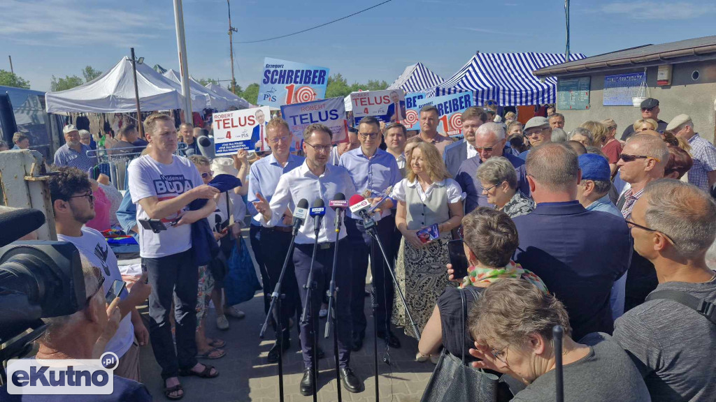 Morawiecki na targu w Kutnie