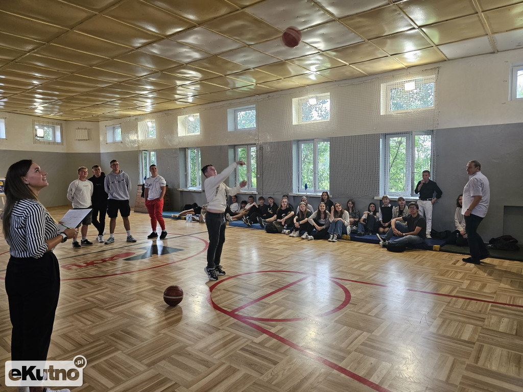 ZS nr 4 w finale!