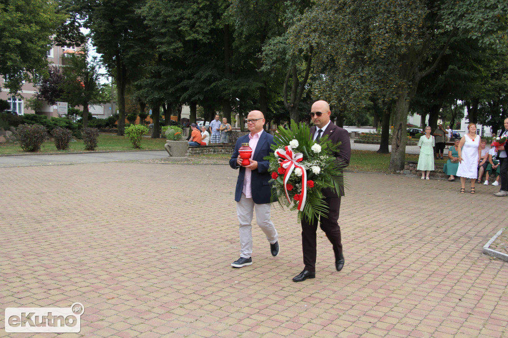 Obchody Święta Wojska Polskiego w Krośniewicach