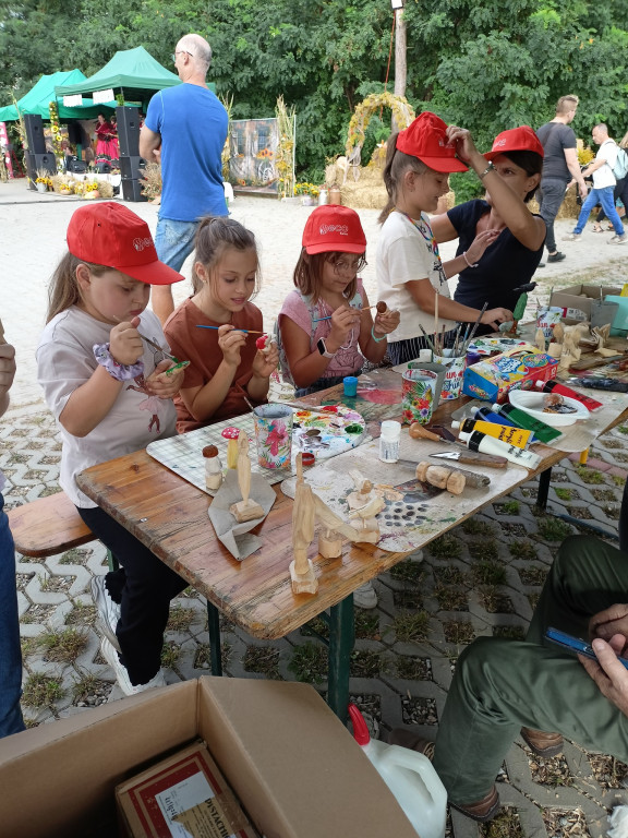 Festyn Ludowy Na Reymontowską Nutę