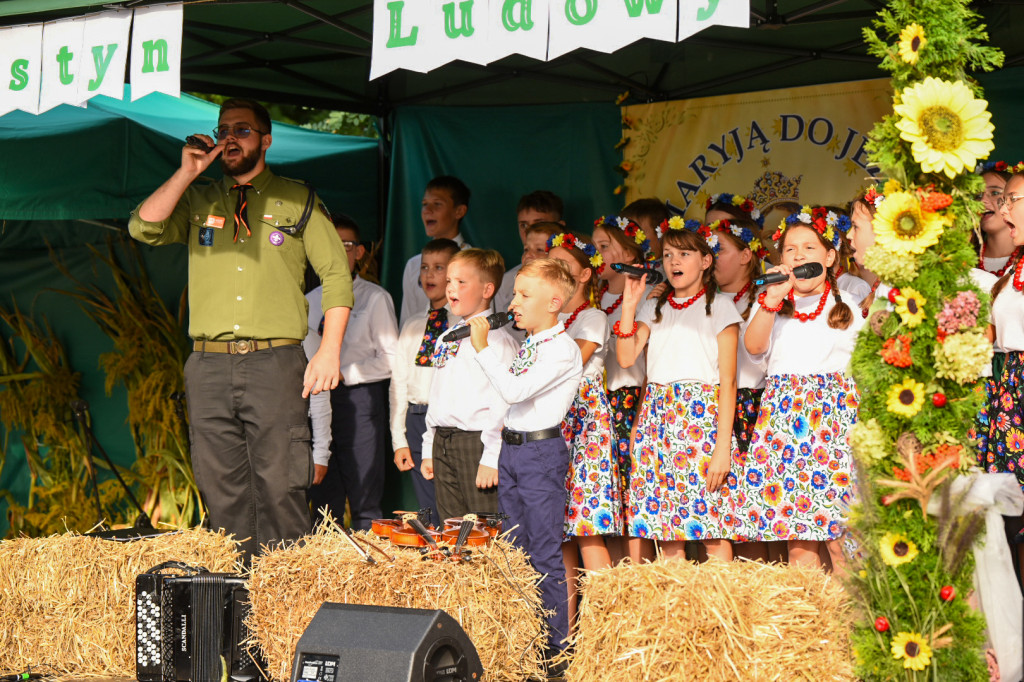 Festyn Ludowy Na Reymontowską Nutę